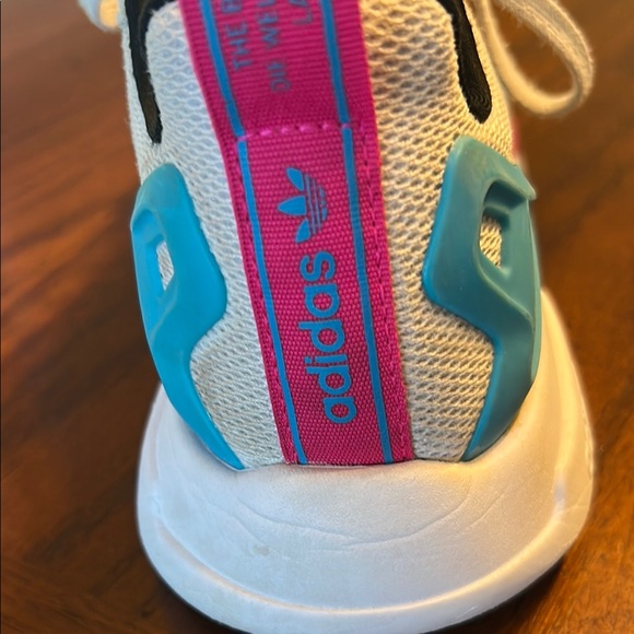 Adidas Sneakers with Blue and Pink Highlights - Picture 2 of 11